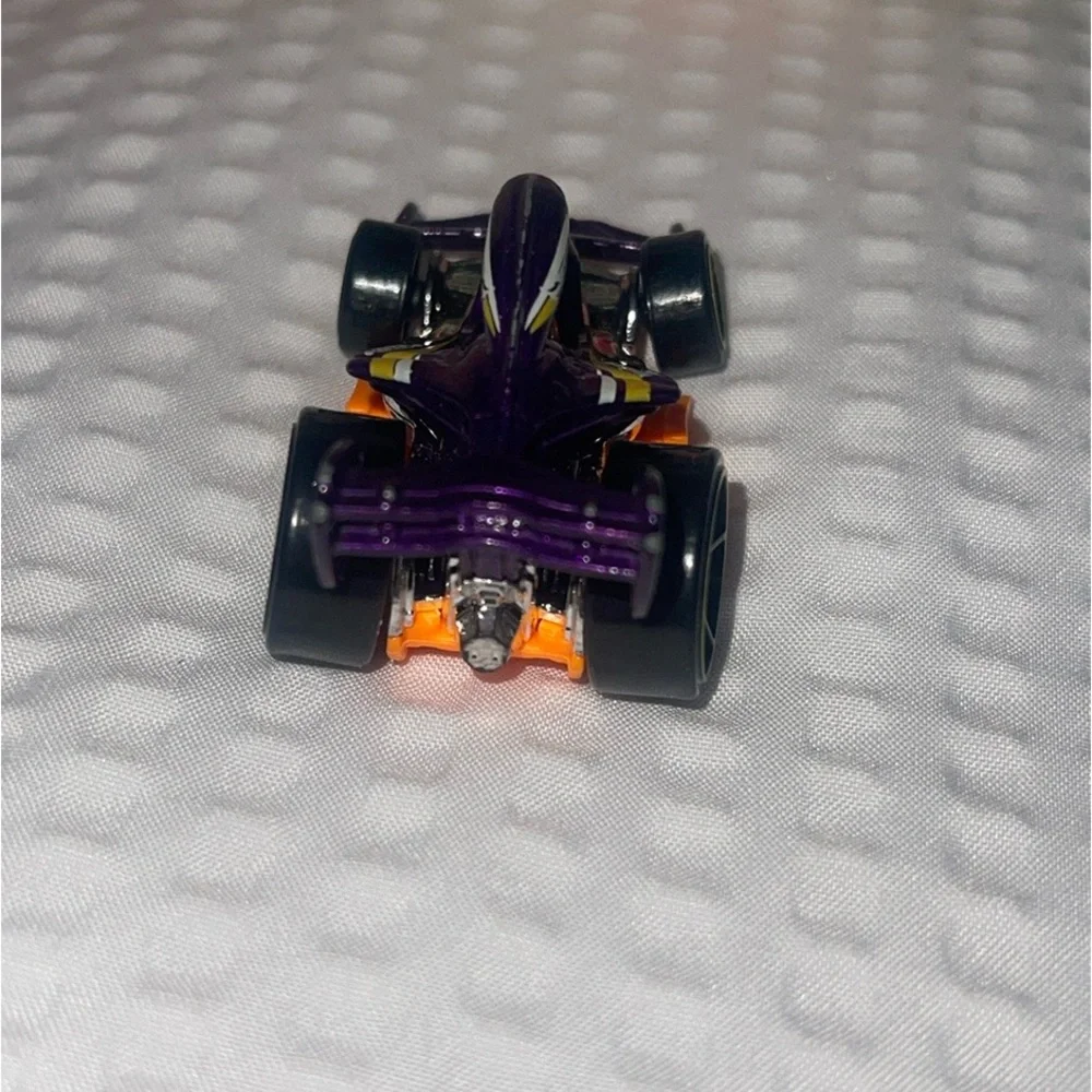 2017 Hot Wheels 29/365 Tarmac Attack Metalflake Purple Tooned 9/10 Loose